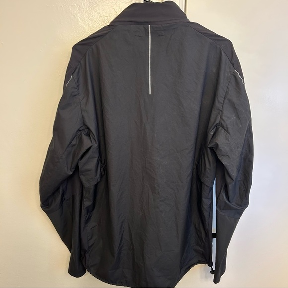 lululemon athletica Men’s Super Light Black Windbreaker Hooded Zip Up Large - Picture 8 of 11